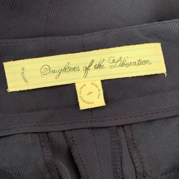 Daughters Of The Liberation Navy Blue Pleated Tapered Pants High Rise 4 Tall - Picture 4 of 6